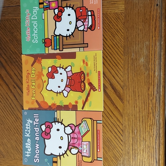 Bundle of Hello Kitty Books - Picture 1 of 11